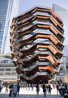 NYC Construction News:  Hudson Yards Public Space has Become  One of the City's Hottest Tourist Attractions Thumb